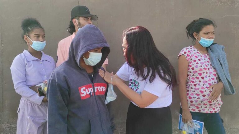 Actividad en el hospital del Ministerio de Salud de General Villamil Playas-11